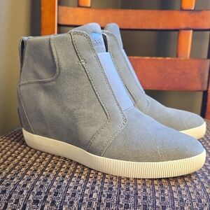 Sorel Gray High-Top Sneakers